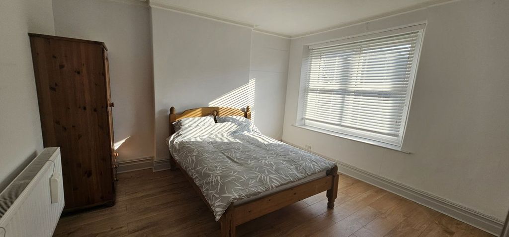 Additional image 6 of 1 bed flat to rentQueens Road, Aberystwyth SY23