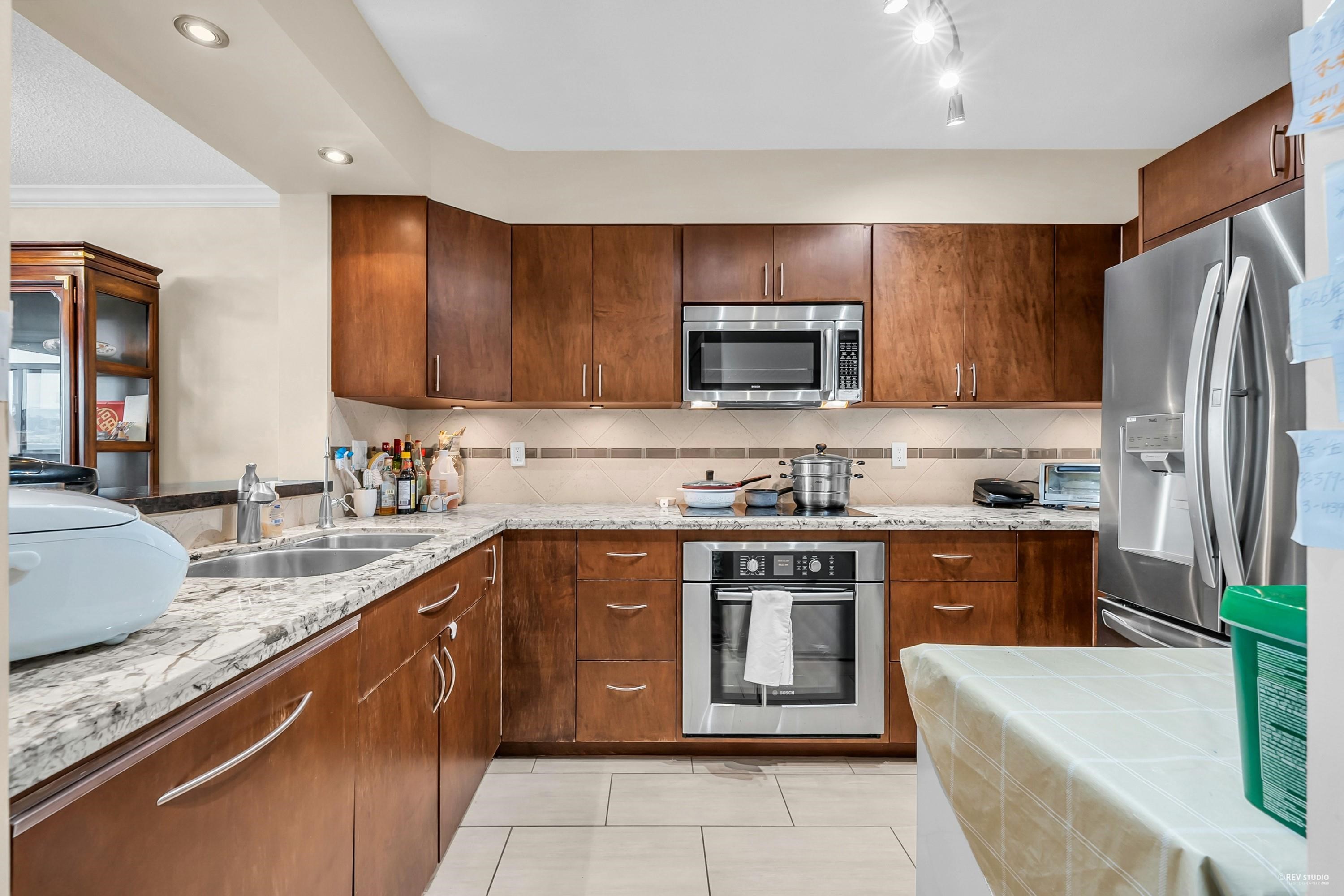Additional image 4 of 1206-6055 Nelson Avenue, Burnaby, BC, V5H 4L4