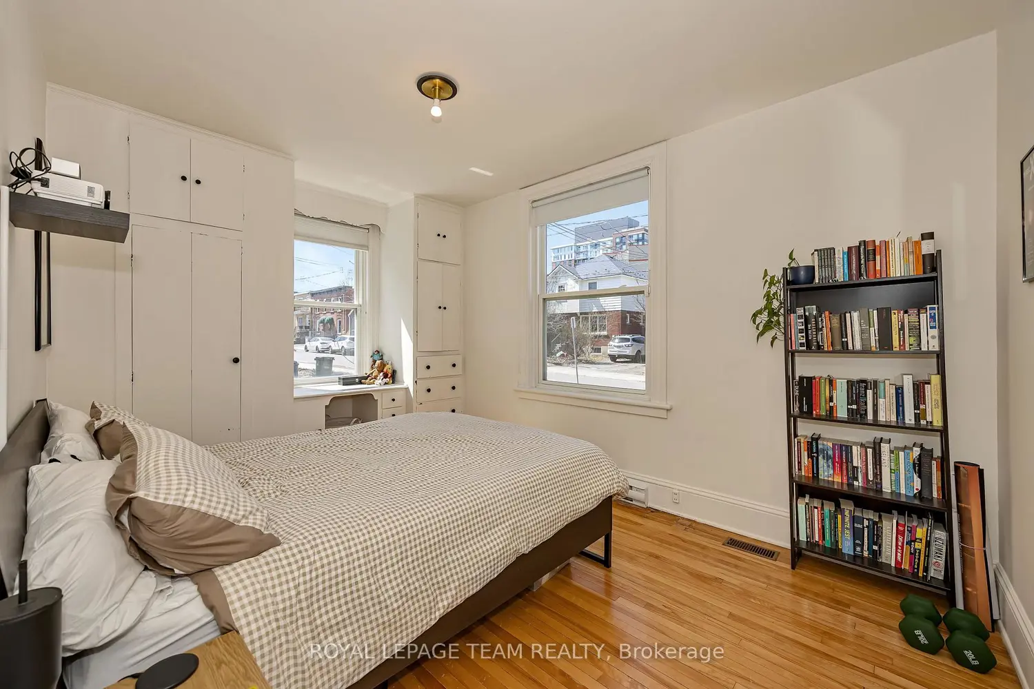 Additional image 7 of 11 Sherbrooke Avenue