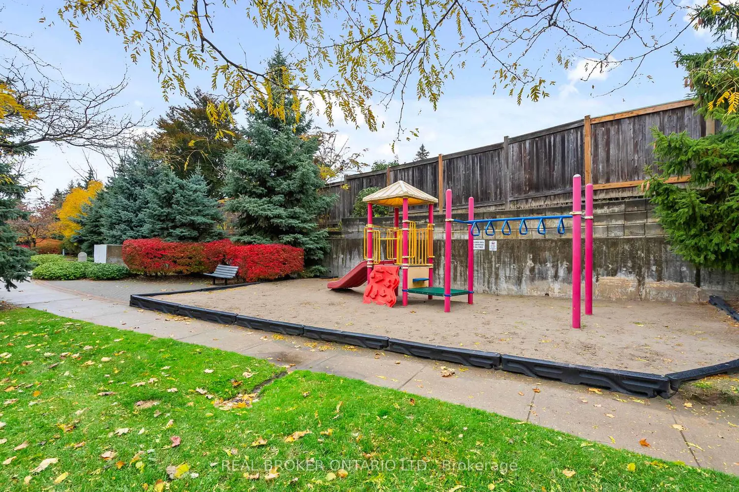 Additional image 12 of 1720 Eglinton Avenue 601