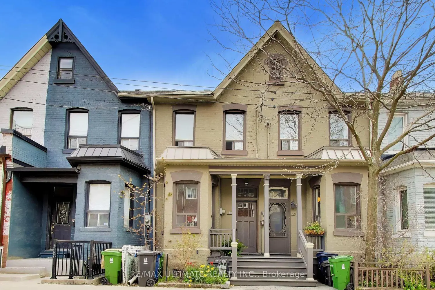35 Manning Avenue
