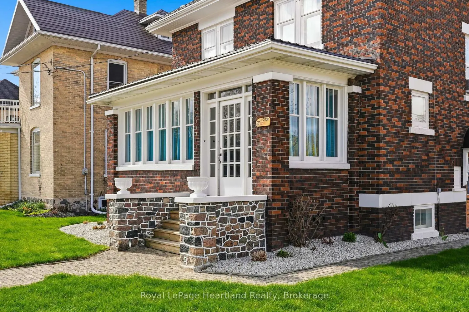 57 Elora Street photo 4
