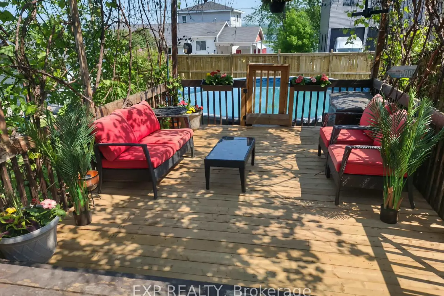 Additional image 10 of 3545 Principale Street