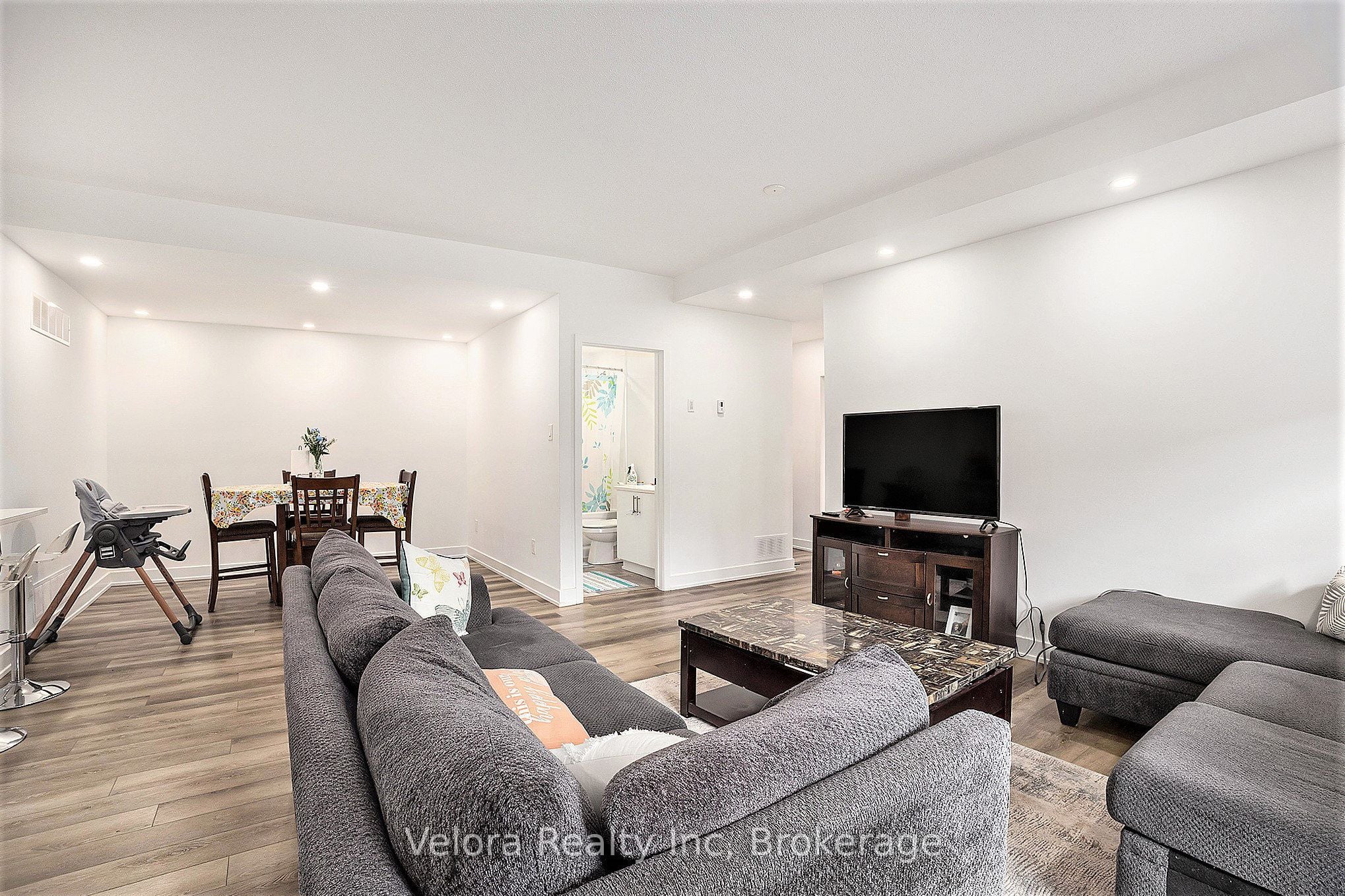 Additional image 4 of E-390 Rolling Meadow Crescent, Ottawa, ON, K1W 0B1