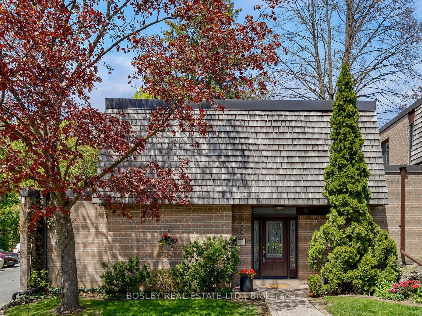 18-12 Redstone Path, Toronto, ON, M9C 1Y7