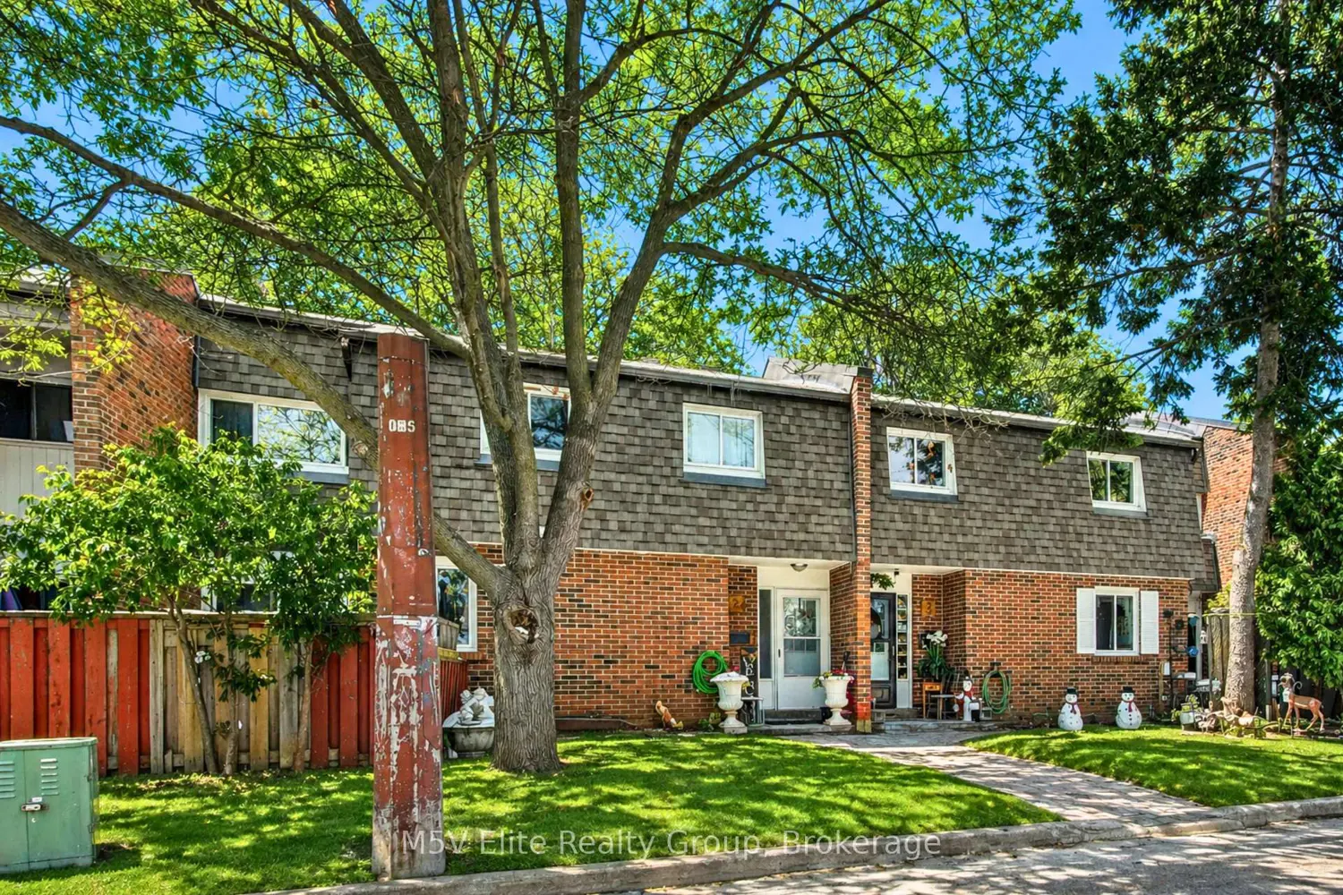 105 Dovedale Drive 2