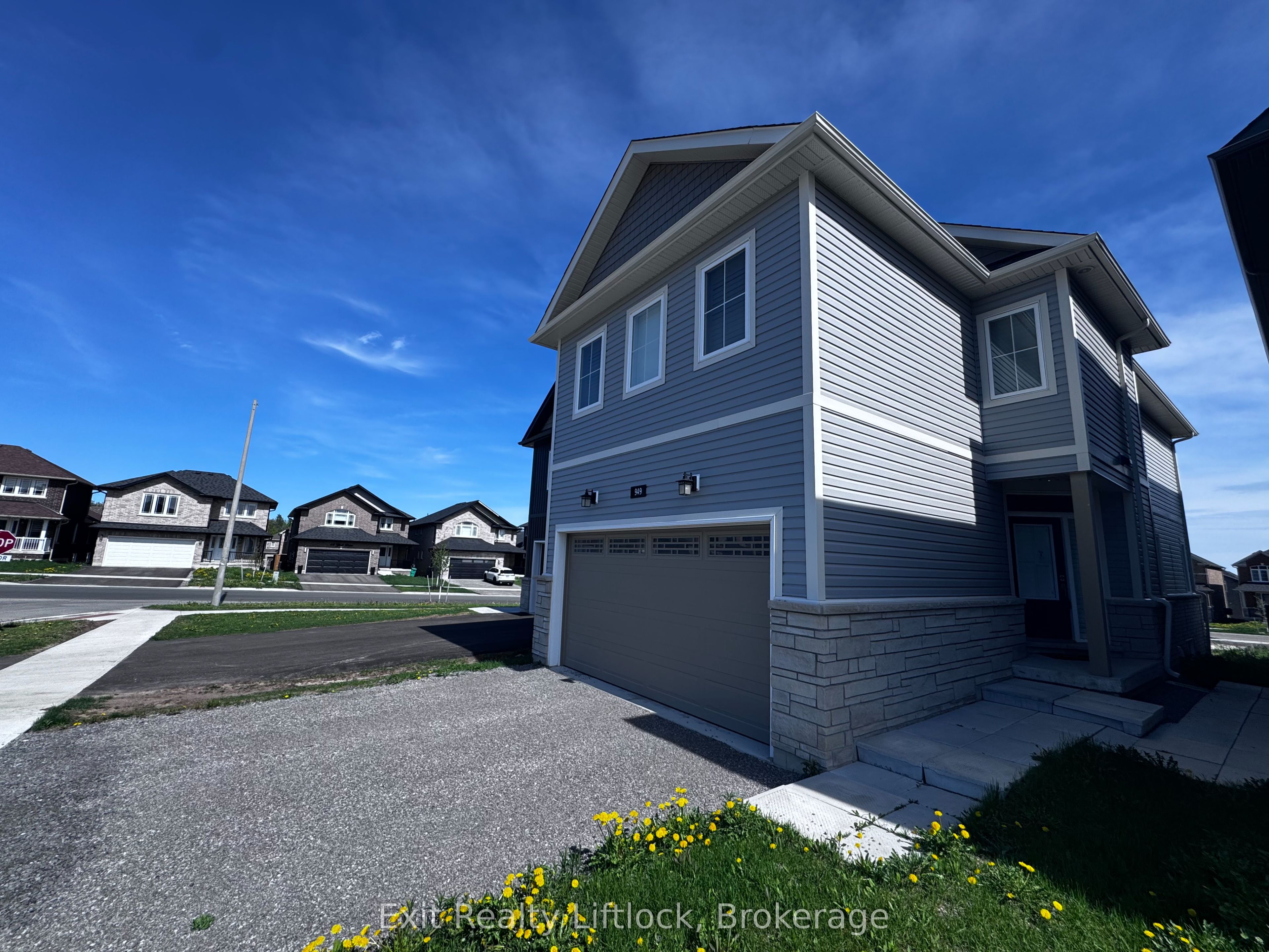 Additional image 2 of 949 Bamford Terrace, Peterborough, ON, K9K 0H1