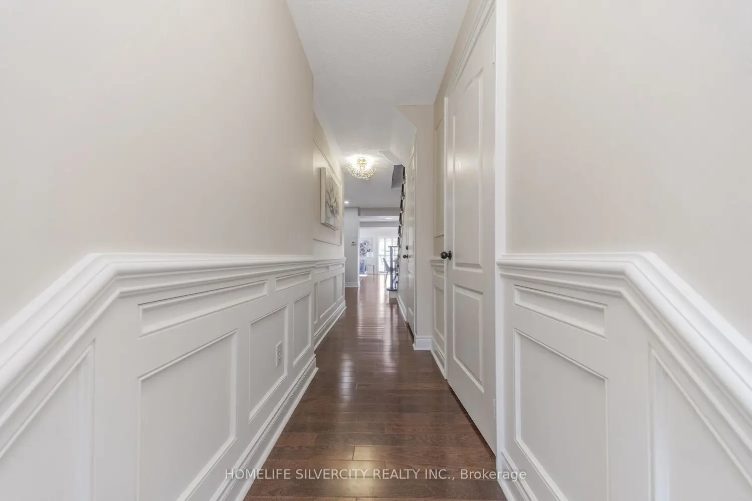 Additional image 3 of 8 Oak Gardens Court