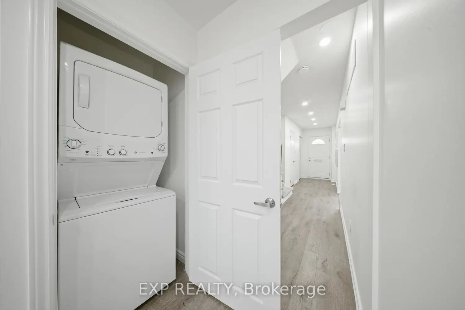 2637 Altadena Court photo 5