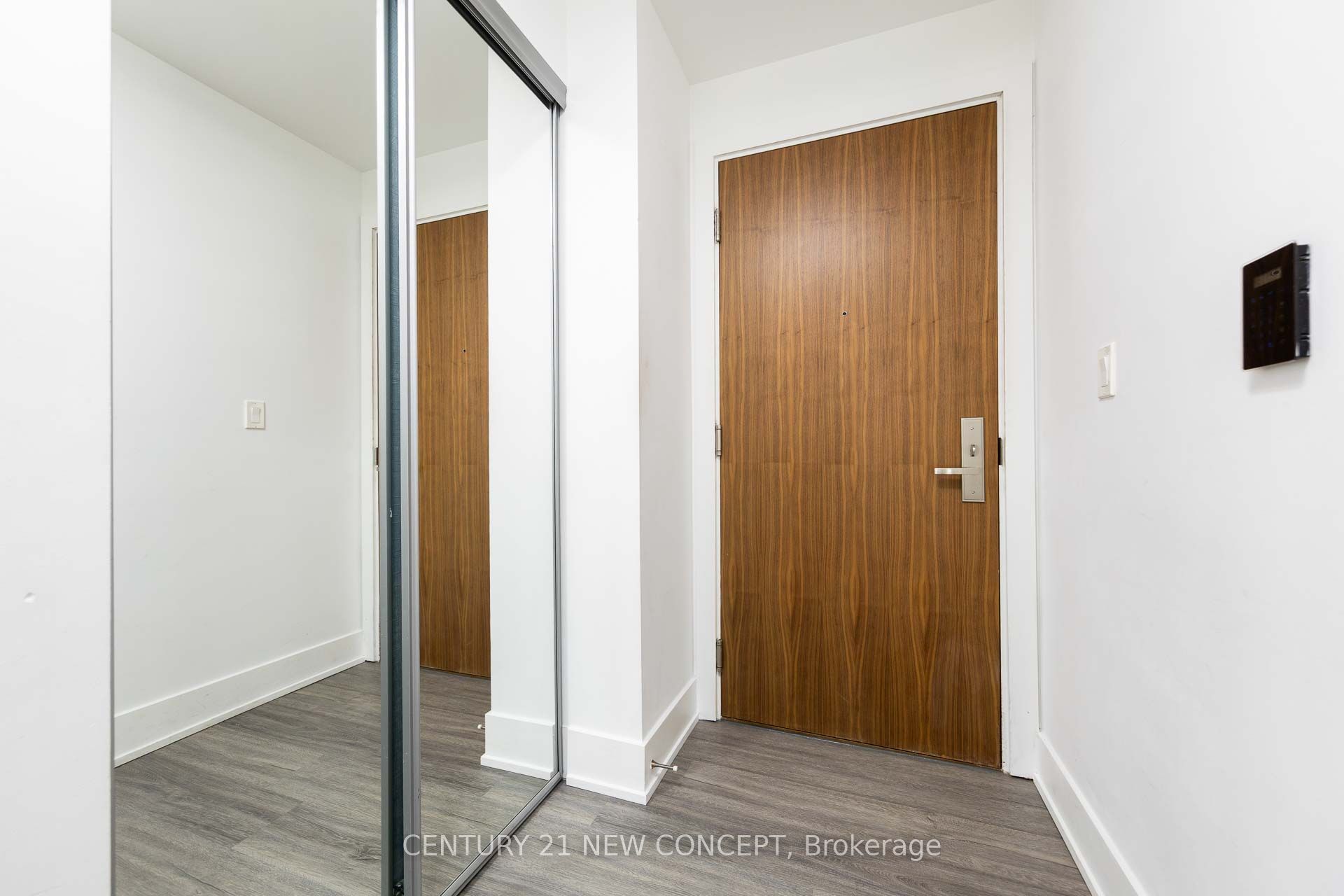 Additional image 3 of 2606-200 Bloor Street W, Toronto, ON, M5S 1T8
