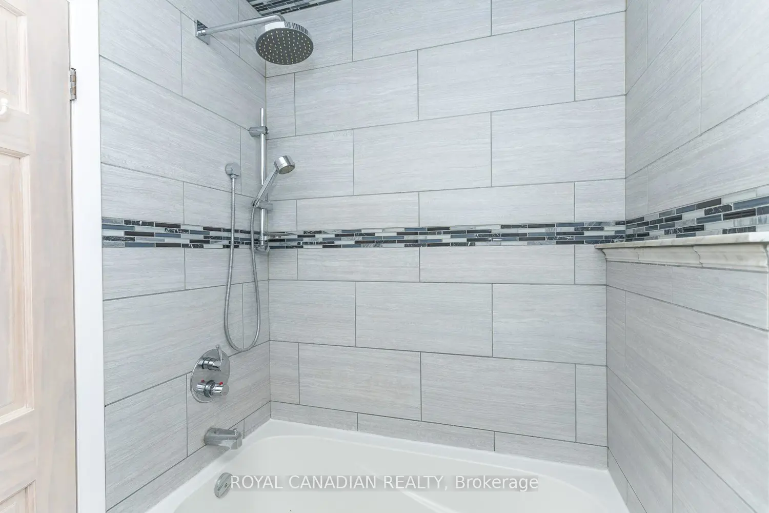 Additional image 10 of 16 Gambello Crescent