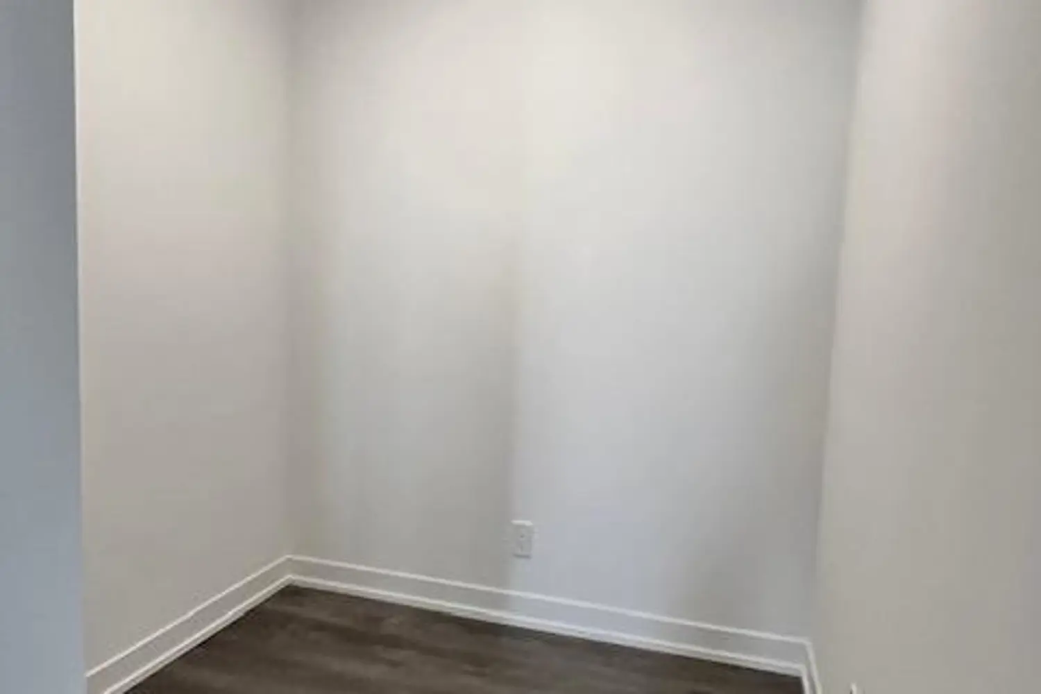 Additional image 17 of 7950 Bathurst Street 415