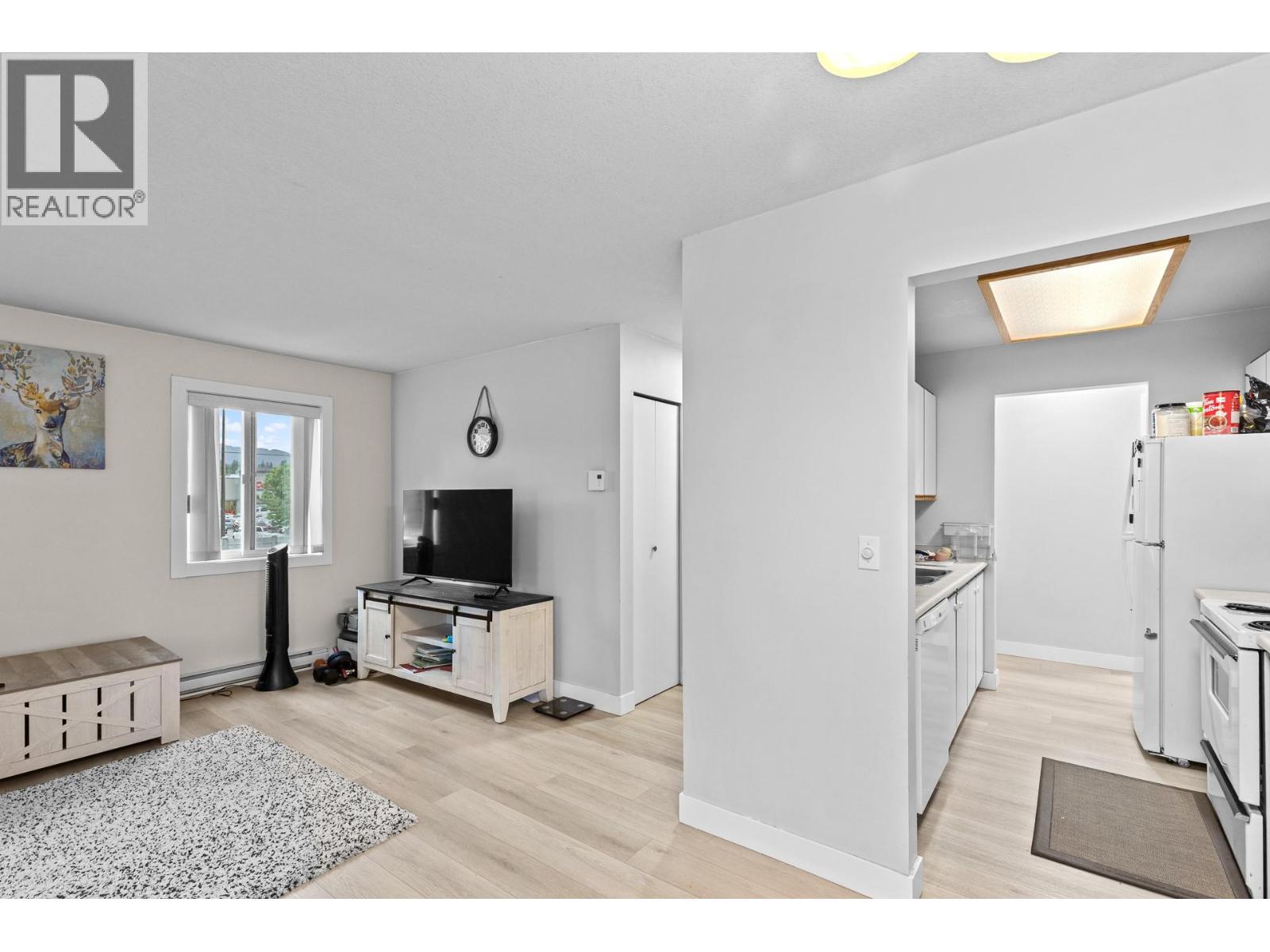 Additional image 3 of 206-2025 Baron Road, Kelowna, BC, V1X7G3