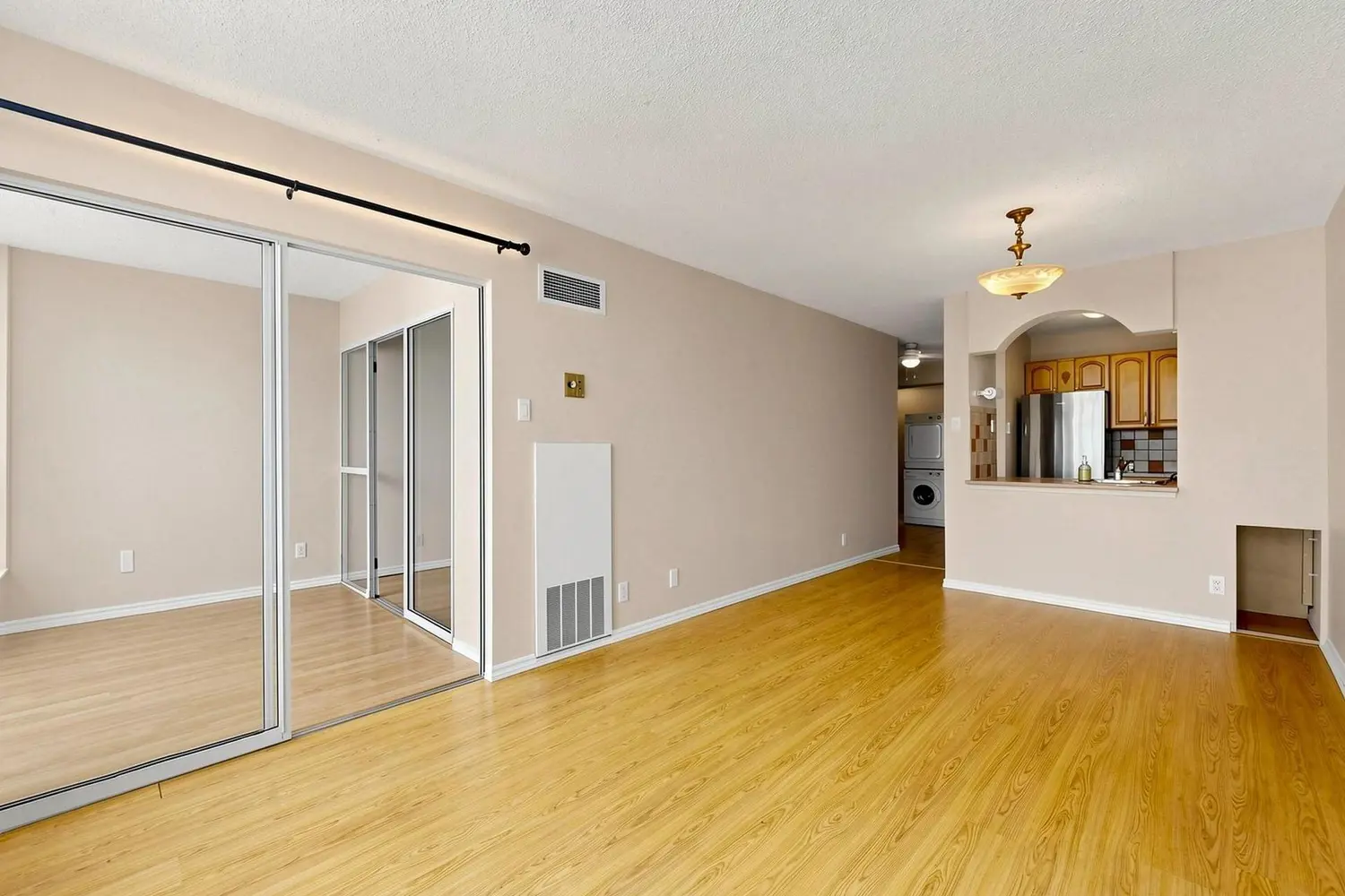 Additional image 7 of 92 King Street 1302