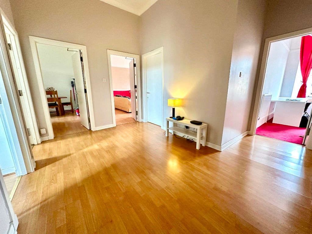 Additional image 2 of 5 bed flat to rentBaliol Street, Woodlands, Glasgow G3