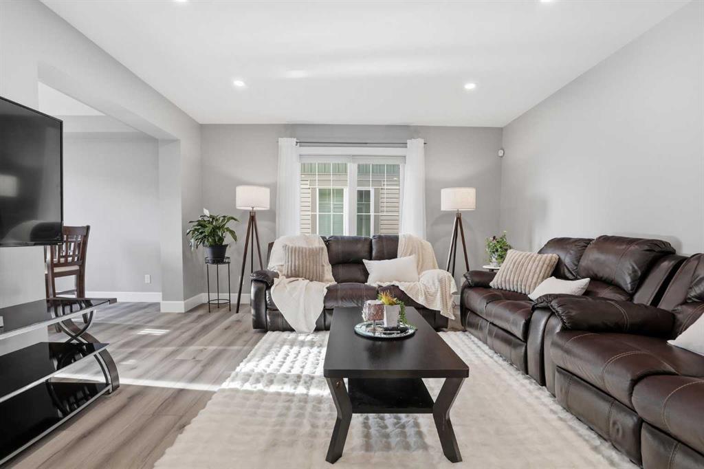 Additional image 3 of 52 Windstone Green SW, Airdrie, AB, T4B 0N5