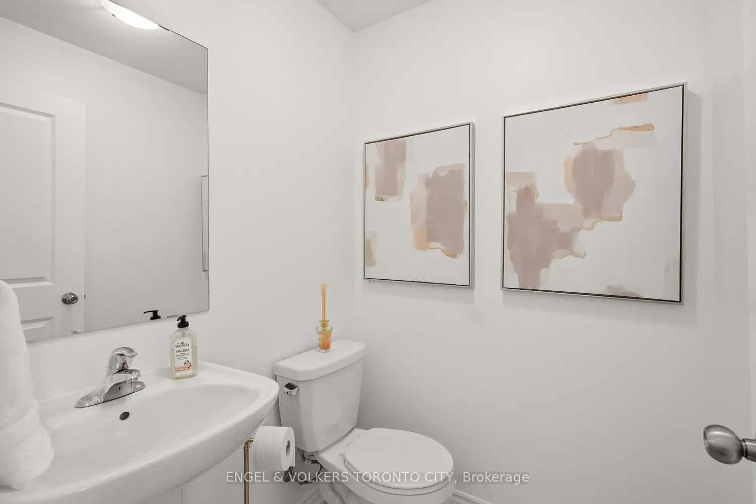 Additional image 10 of 43 Holyrood Crescent