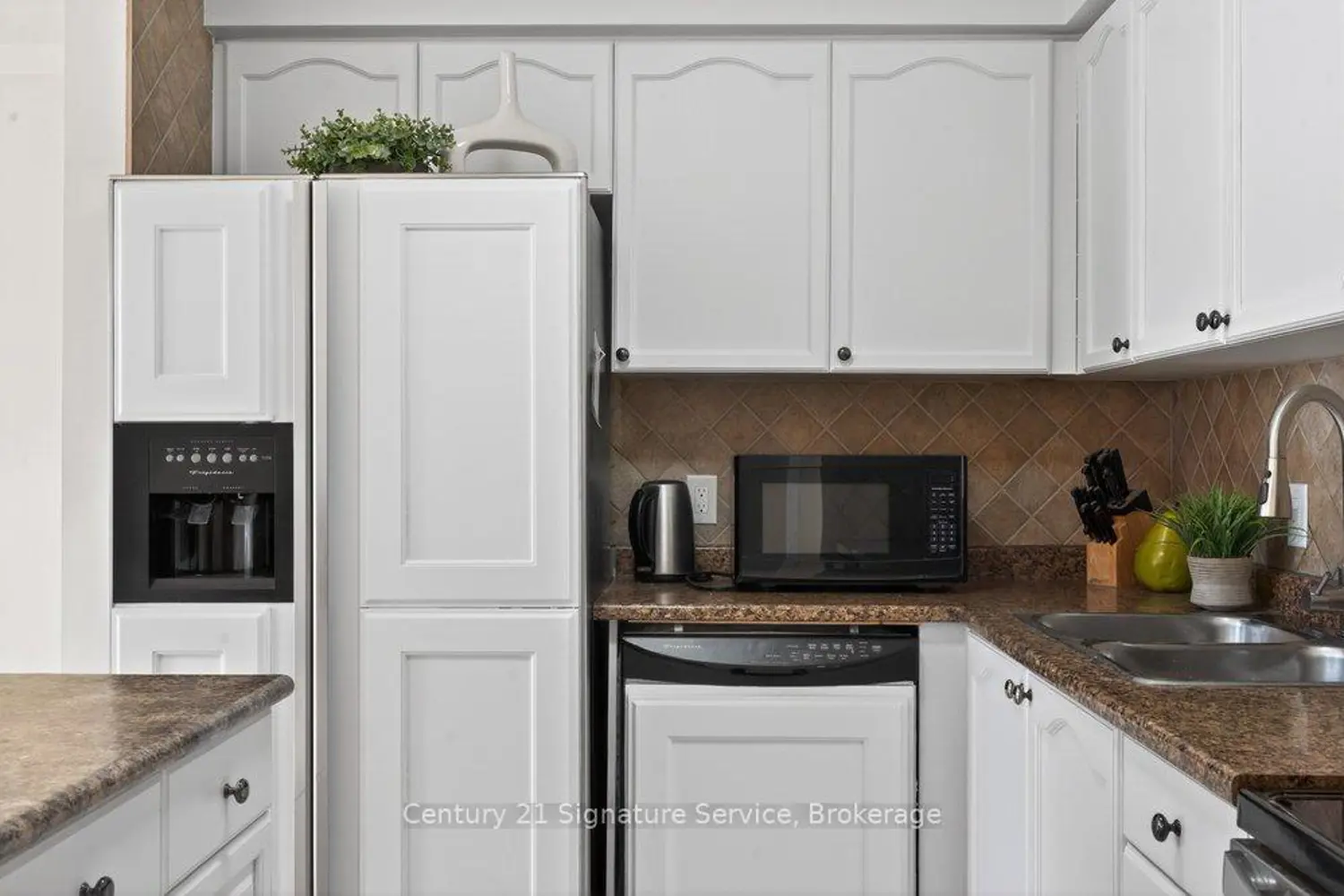 Additional image 8 of 5950 Glen Erin Drive 57