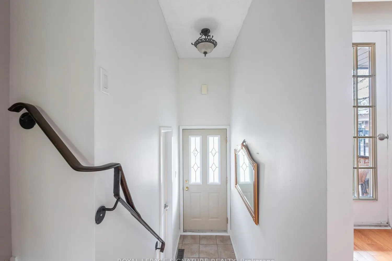 Additional image 3 of 3175 Kirwin Avenue 92