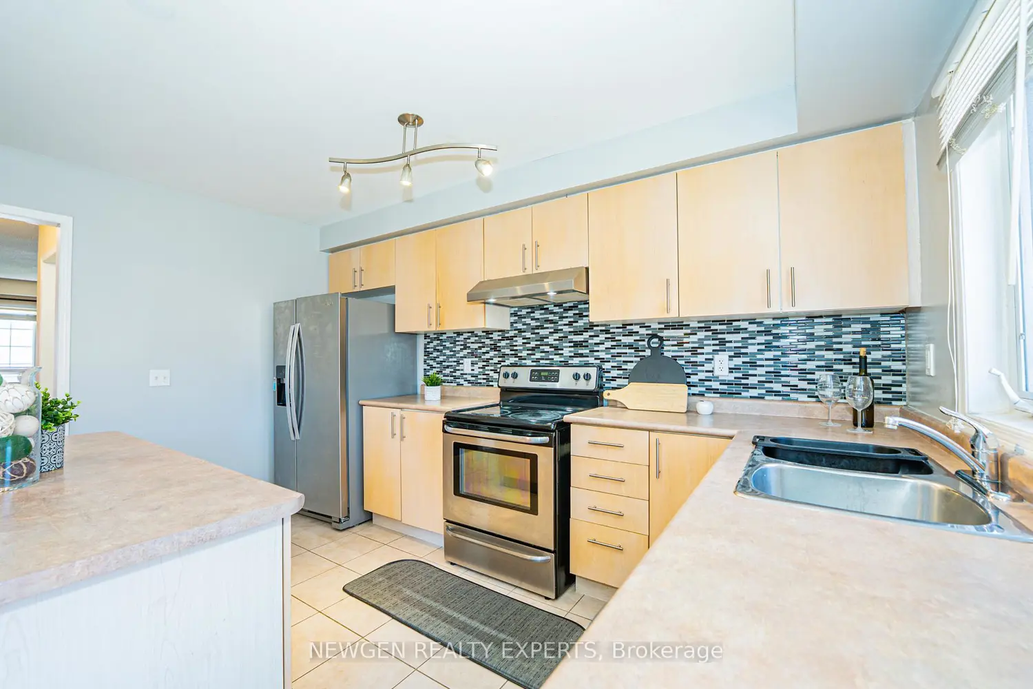 Additional image 10 of 3409 Southwick Street