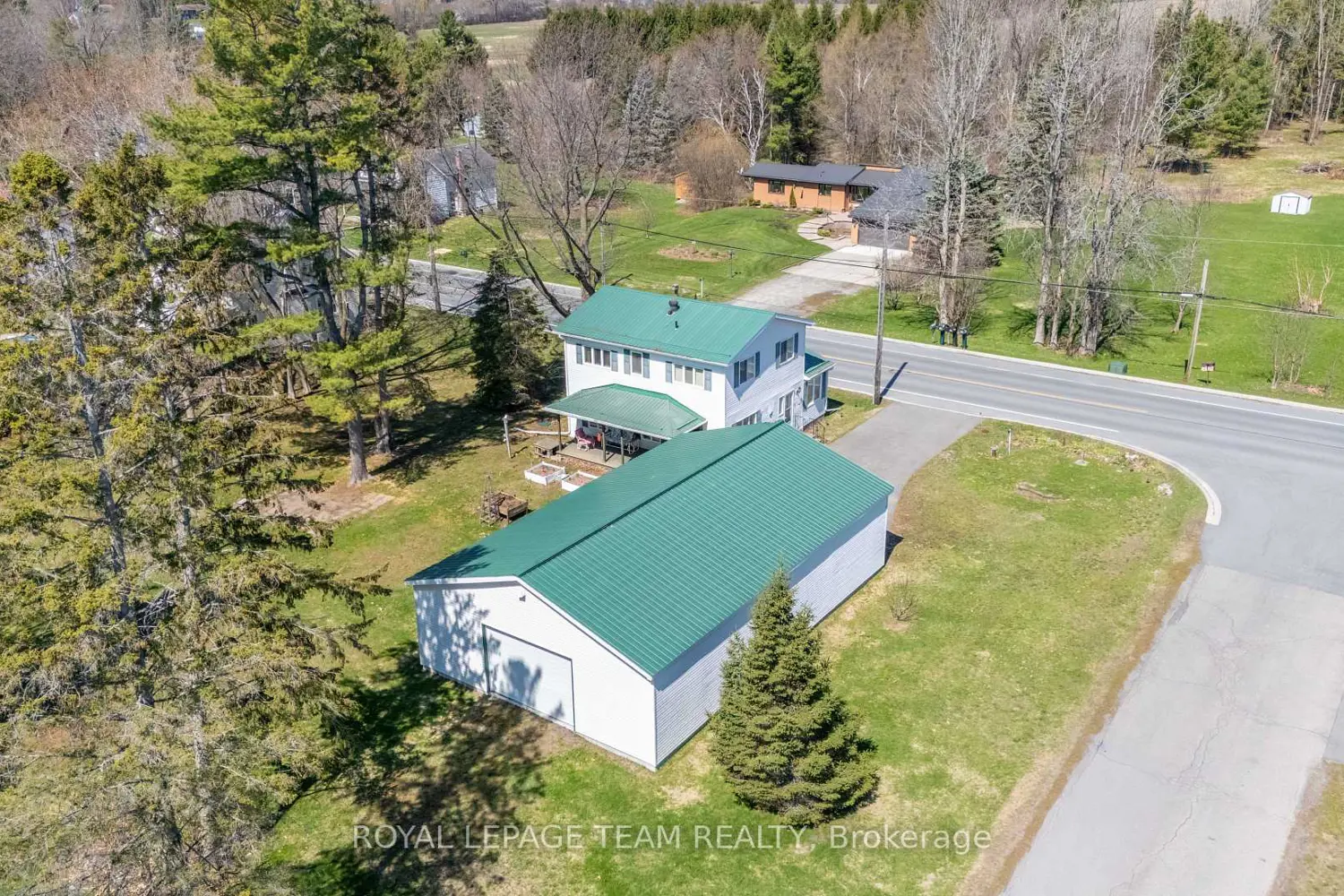 Additional image 17 of 12106 Lakeshore Drive