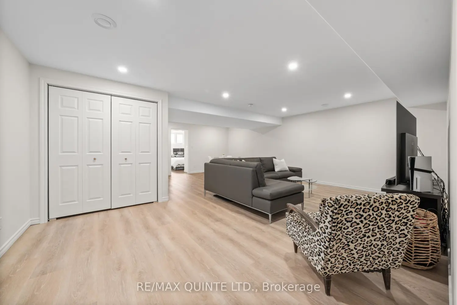 Additional image 12 of 63 Athabaska Drive