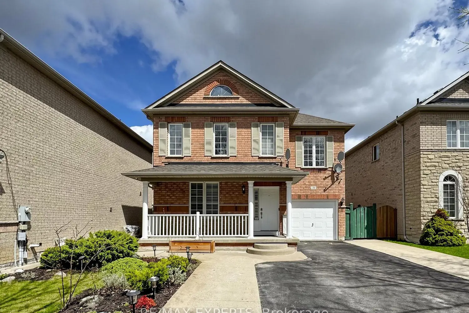 30 Johncrest Way