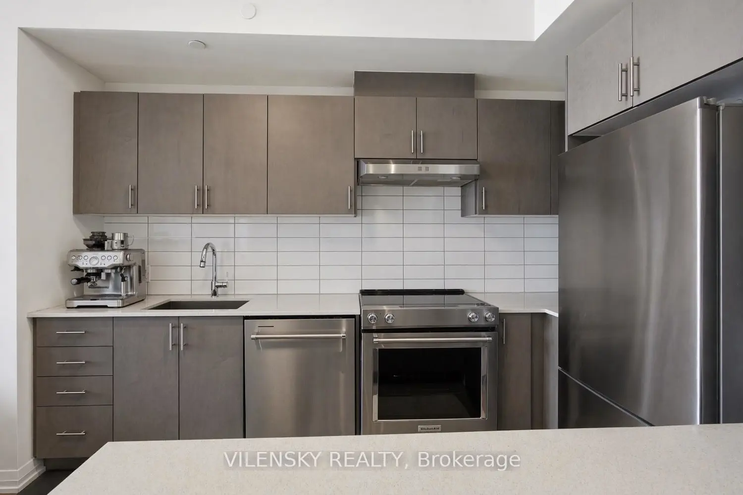 Additional image 8 of 9000 Jane Street 1623