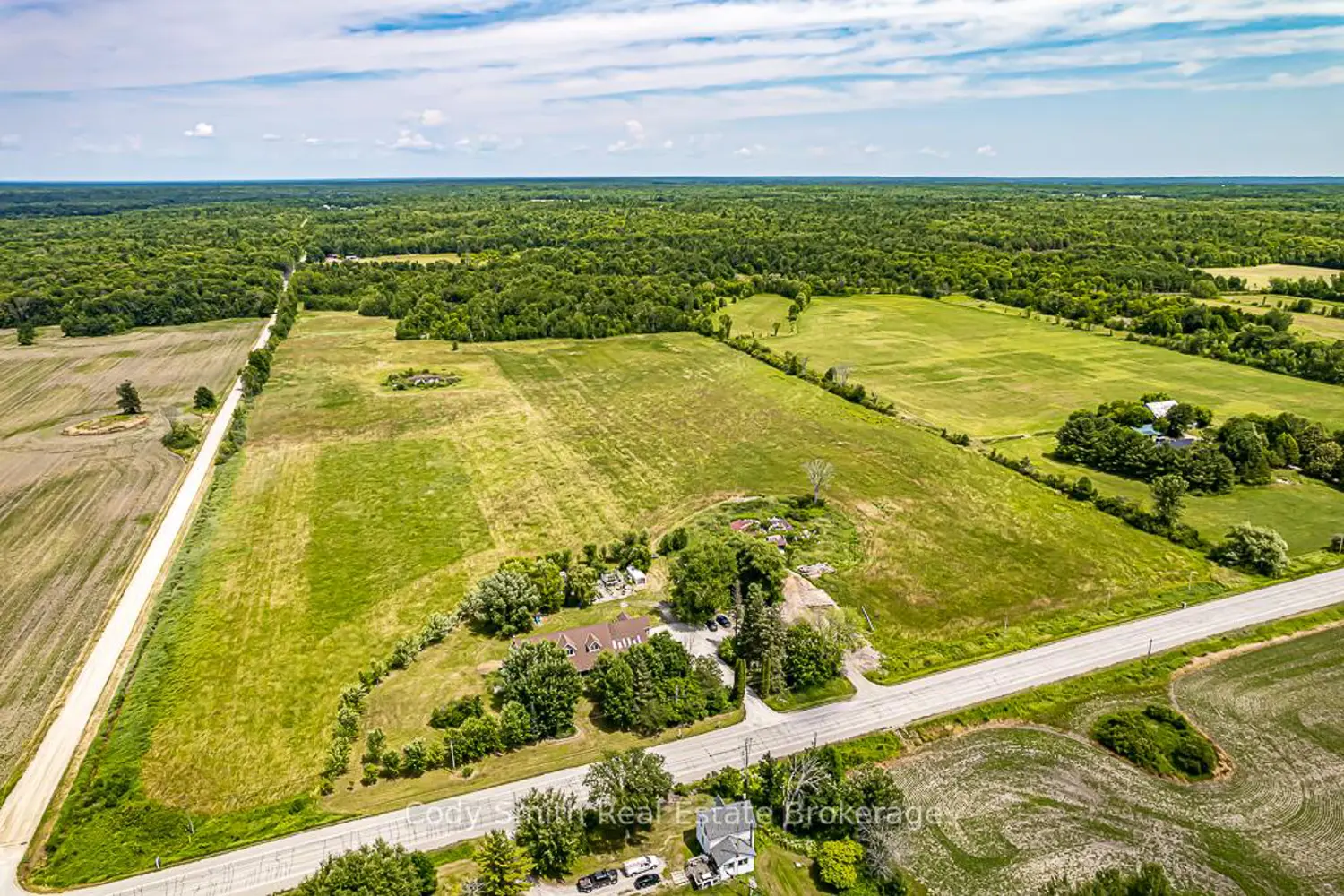 2059 Upper Big Chute Road photo 2