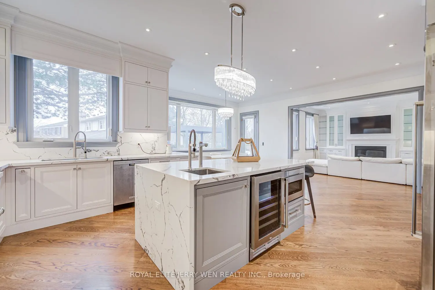 Additional image 8 of 300 Upper Highland Crescent