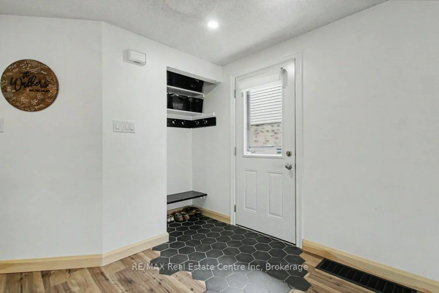 304 Auden Road photo 3