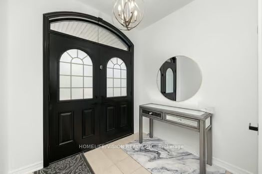 Additional image 3 of 19 Grey Wing Avenue, Georgina, ON, L4P 0E8
