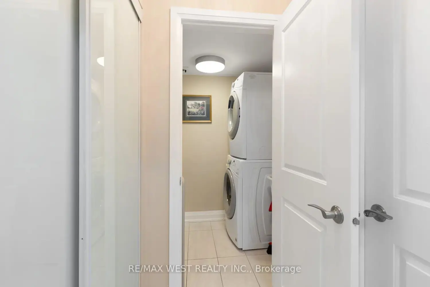 Additional image 6 of 2506 Rutherford Road 511