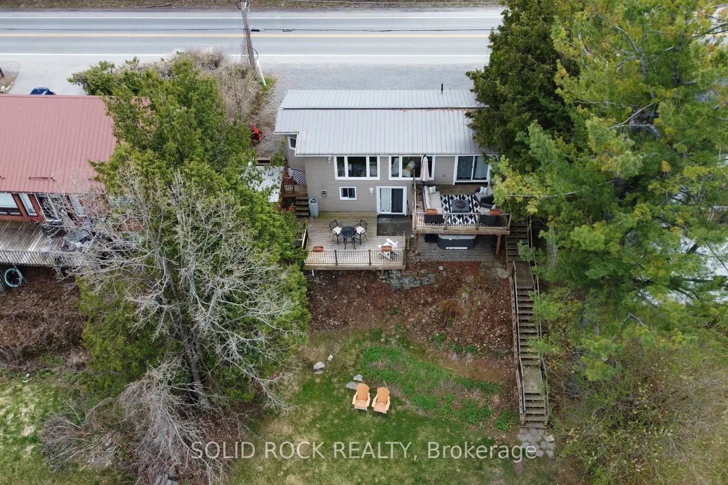 2496 River Road photo 2