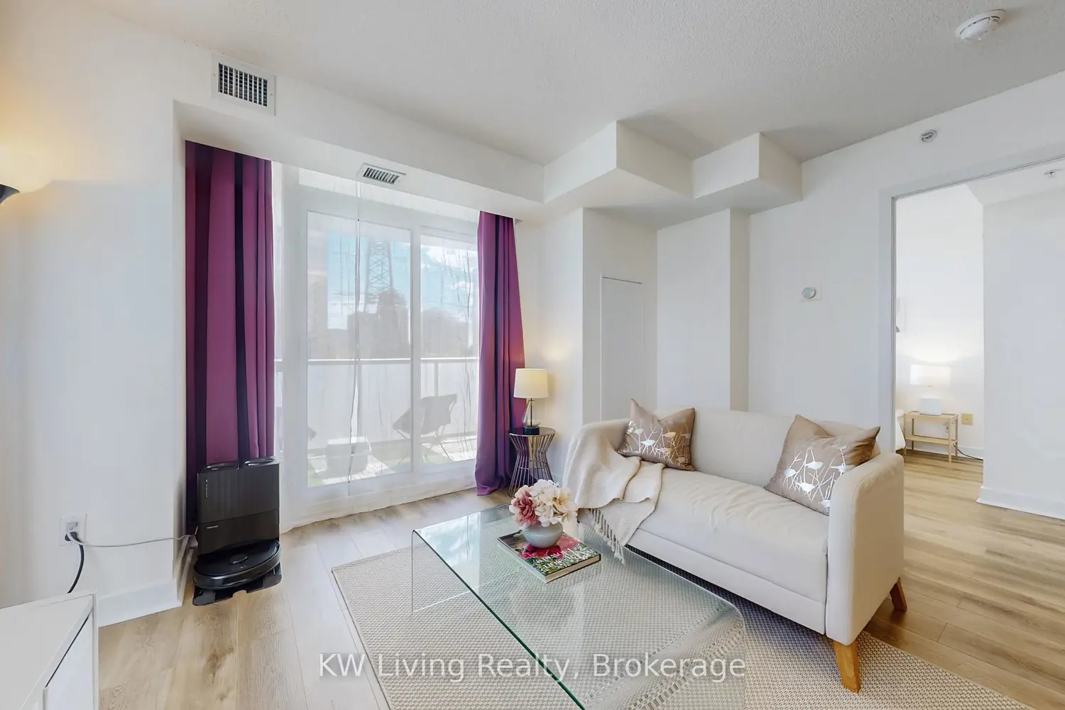 Additional image 7 of 5740 Yonge Street 409