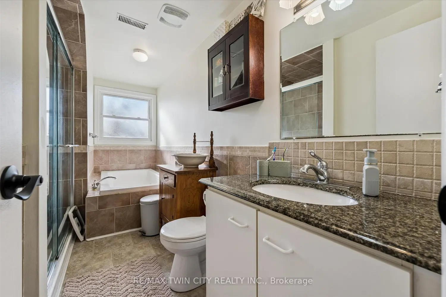 Additional image 14 of 37 Edgemere Drive