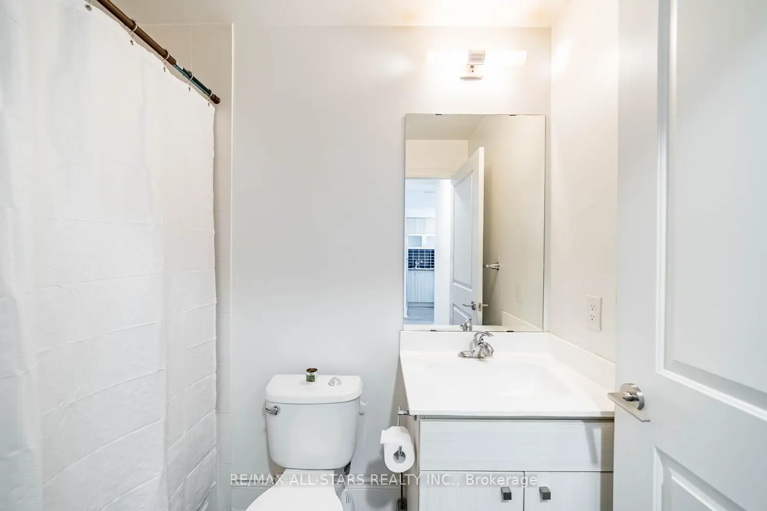 Additional image 15 of 2015 Sheppard Avenue 407
