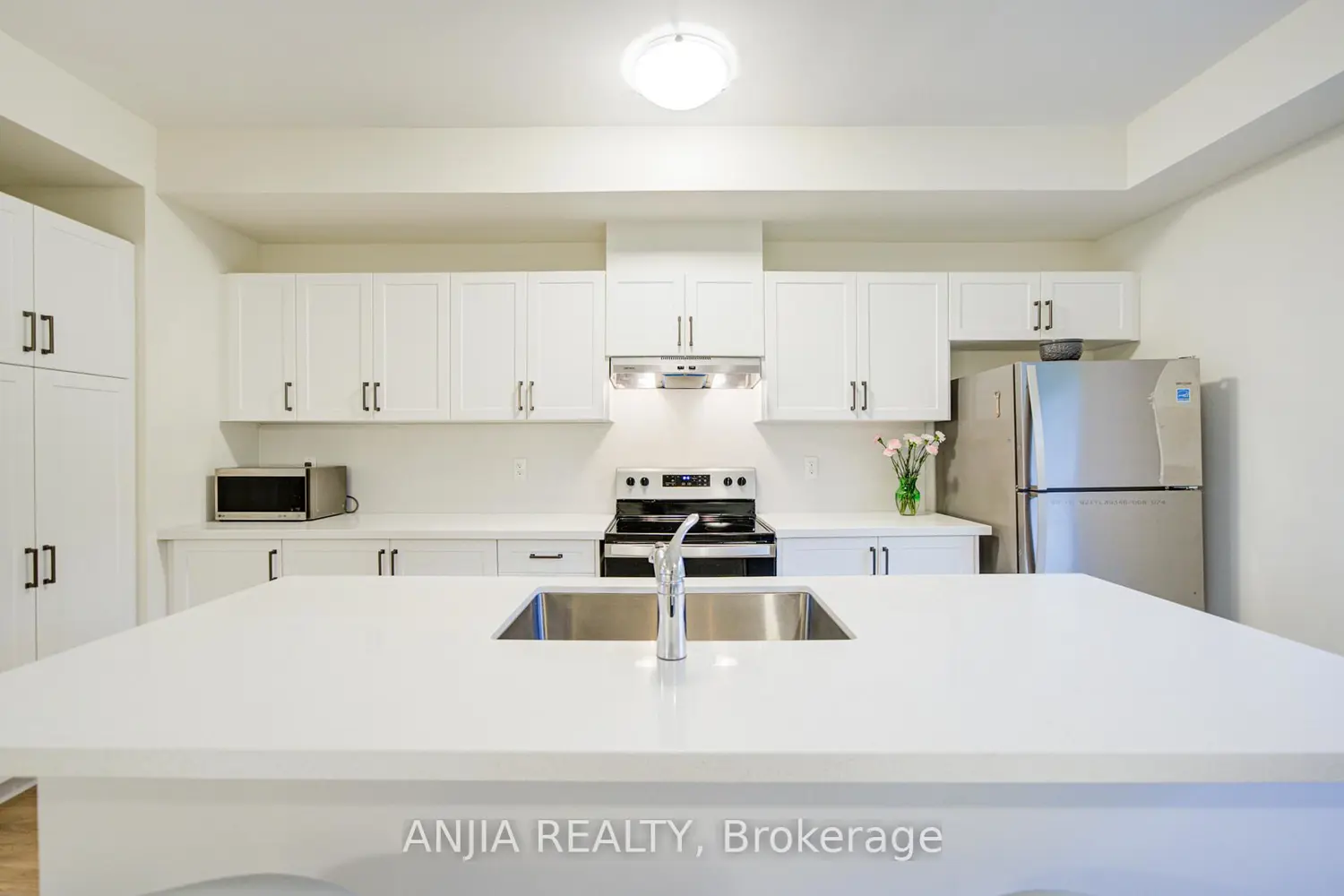 Additional image 3 of 53 Emmas Way