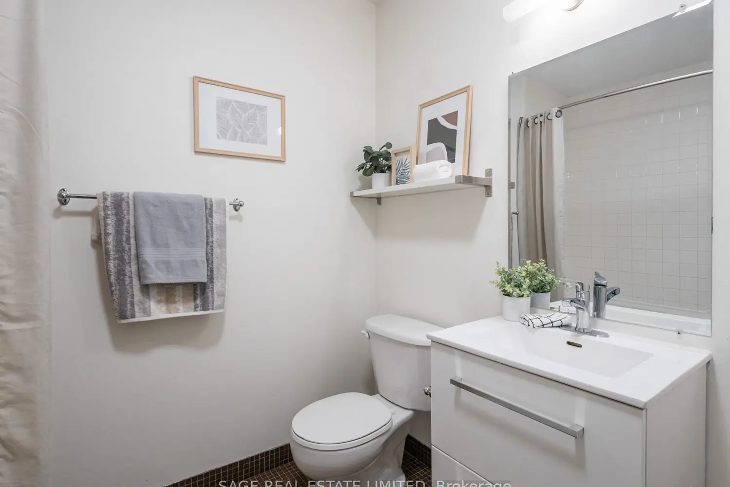 Additional image 17 of 233 Carlaw Avenue 811