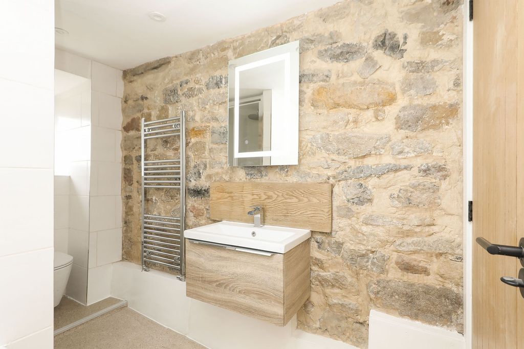 Additional image 25 of 3 bed detached house to rentHockley Lane, Ashover S45