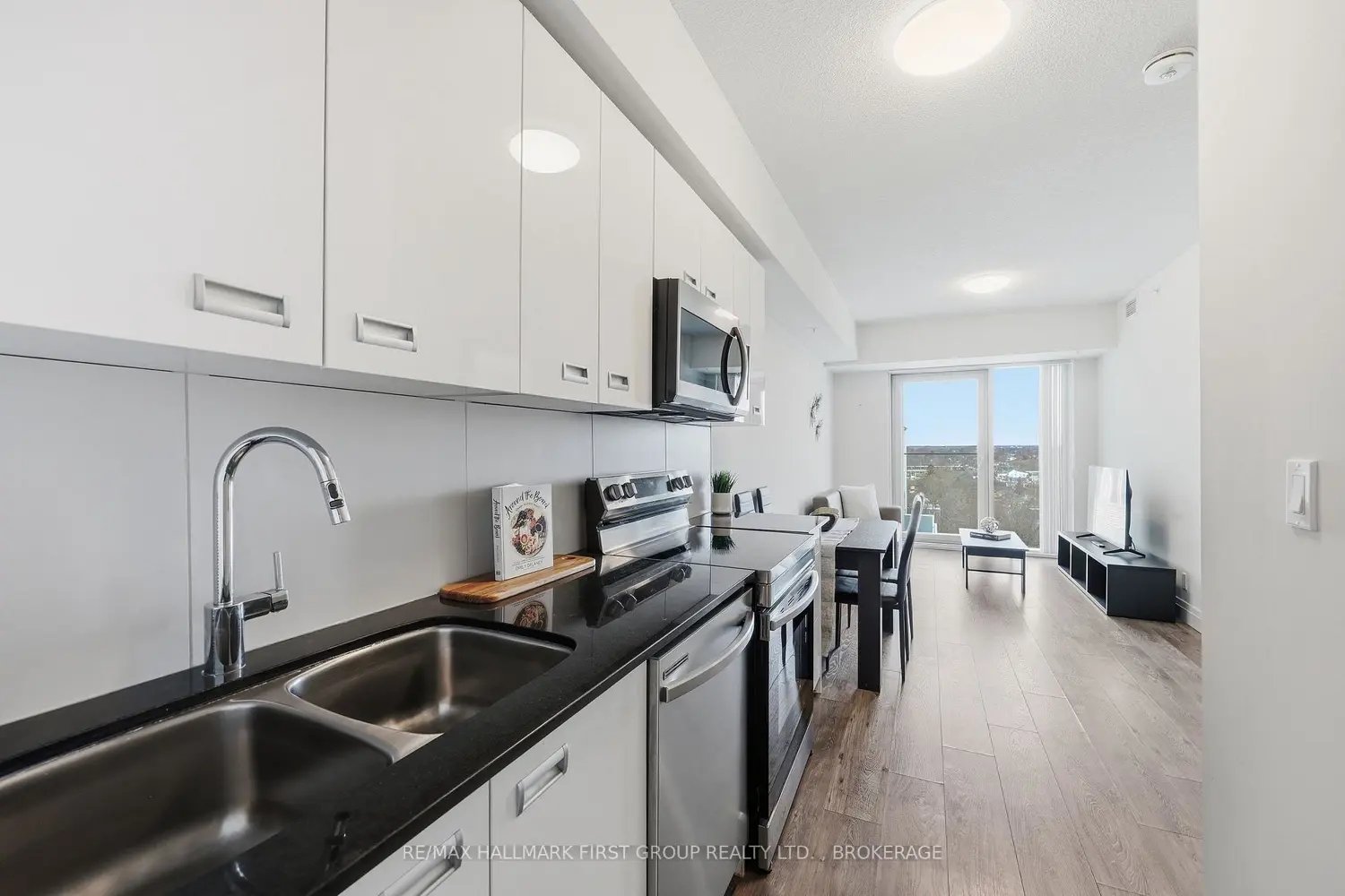 Additional image 7 of 652 Princess Street 1020