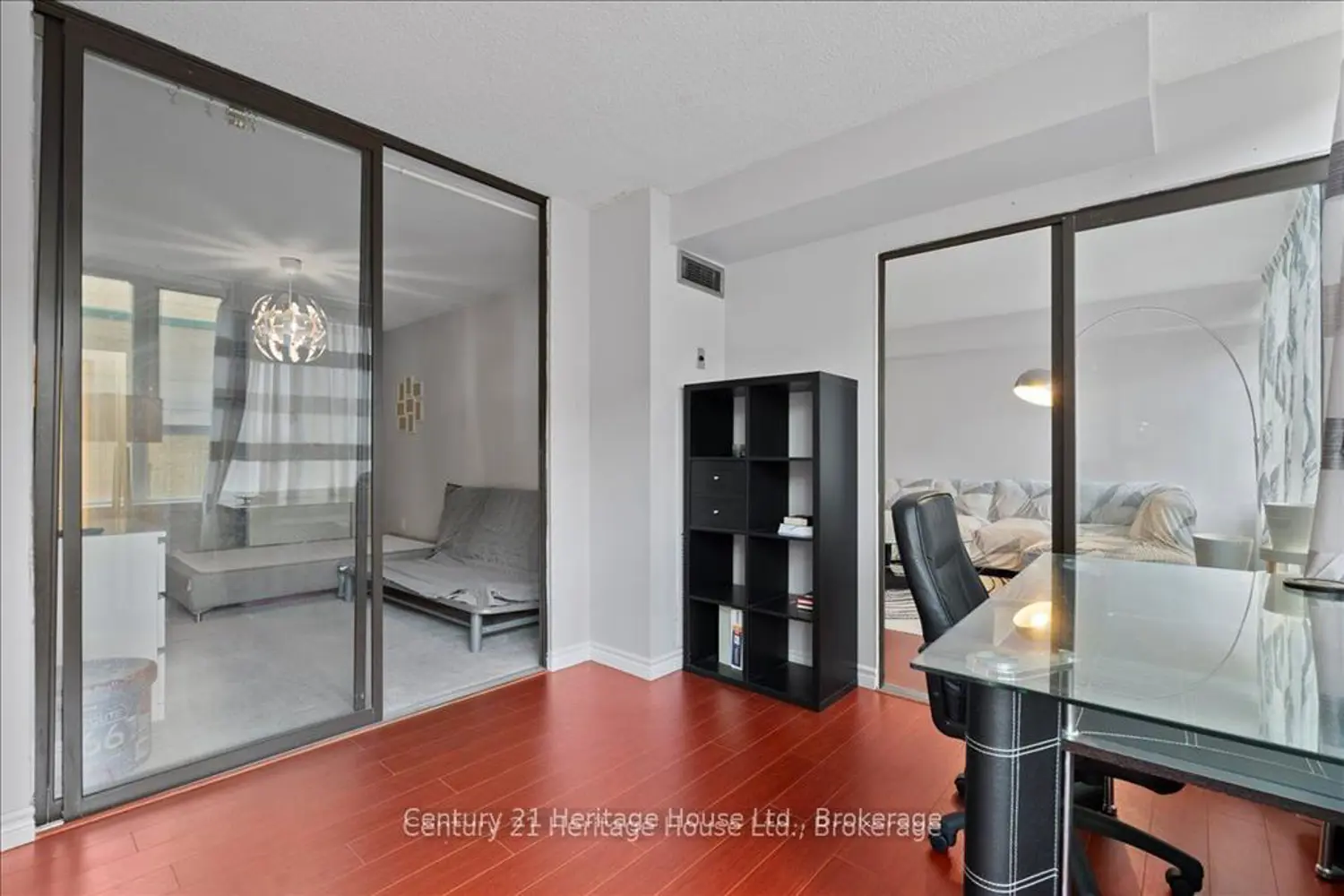 Additional image 9 of 45 Carlton Street 609