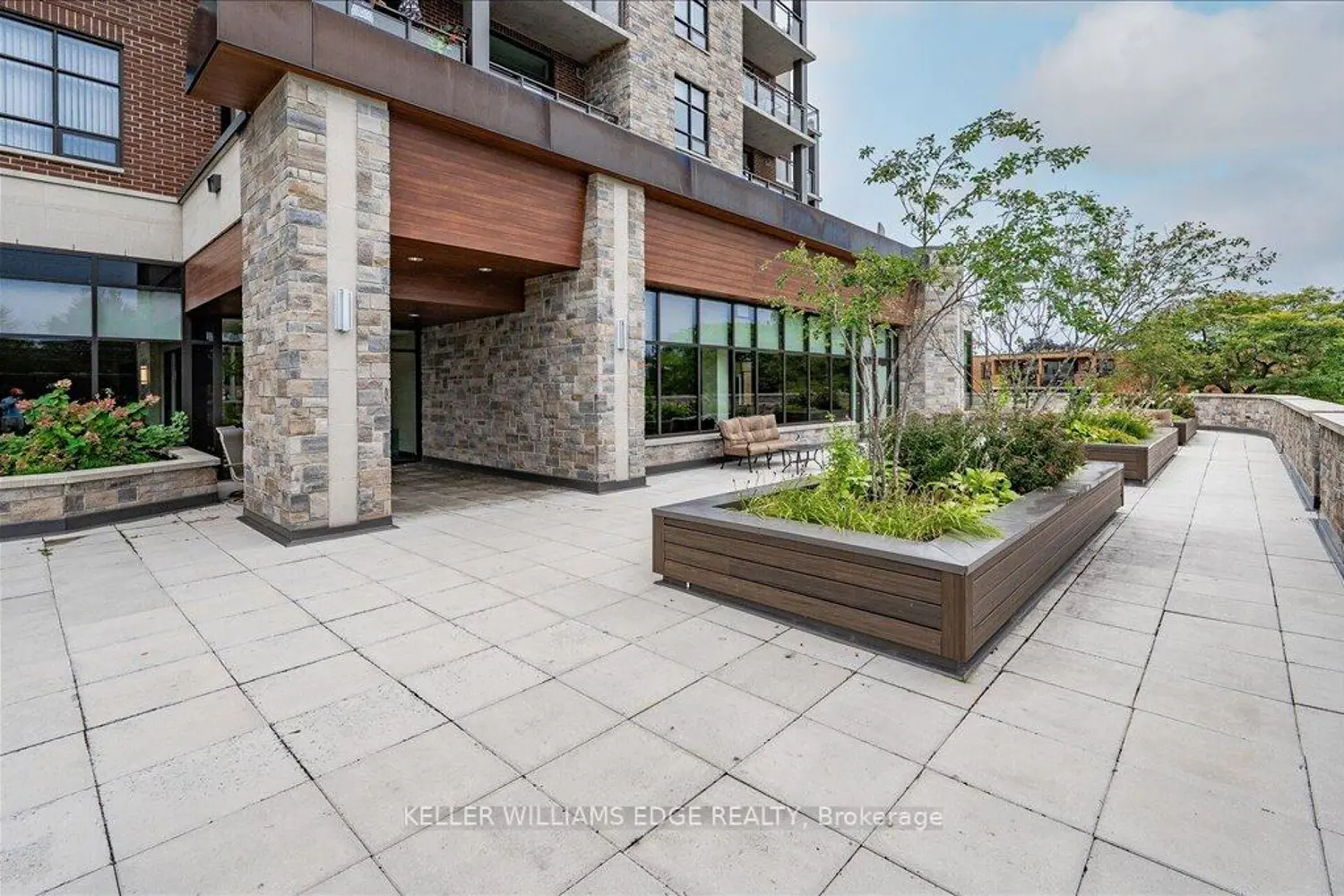 Additional image 2 of 3290 New Street 607
