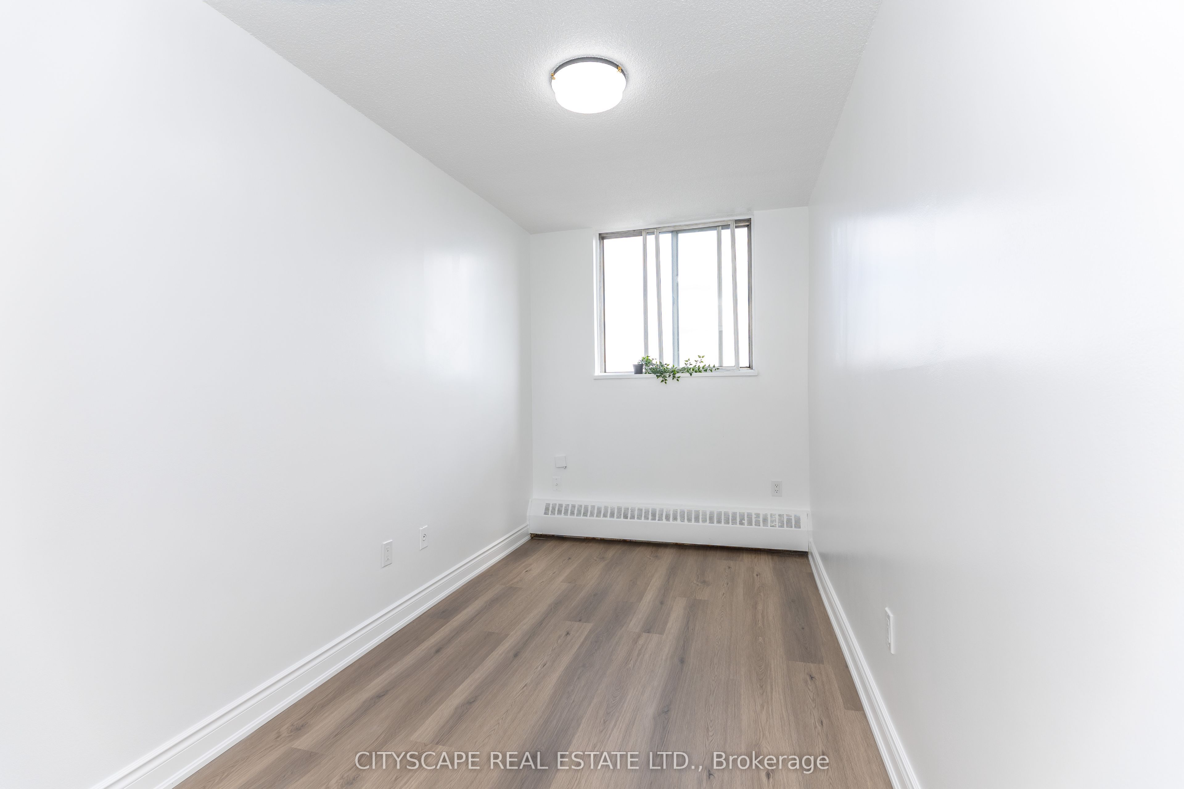 Additional image 3 of 1005-940 Caledonia Road, Toronto, ON, M6B 3Y4