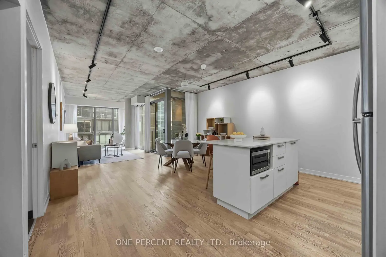 Additional image 3 of 650 King Street 314