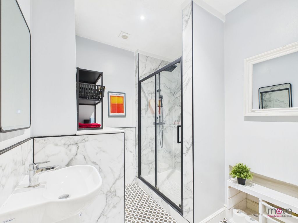 Additional image 12 of 4 bed flat to rentPrestbury Road, Cheltenham GL52