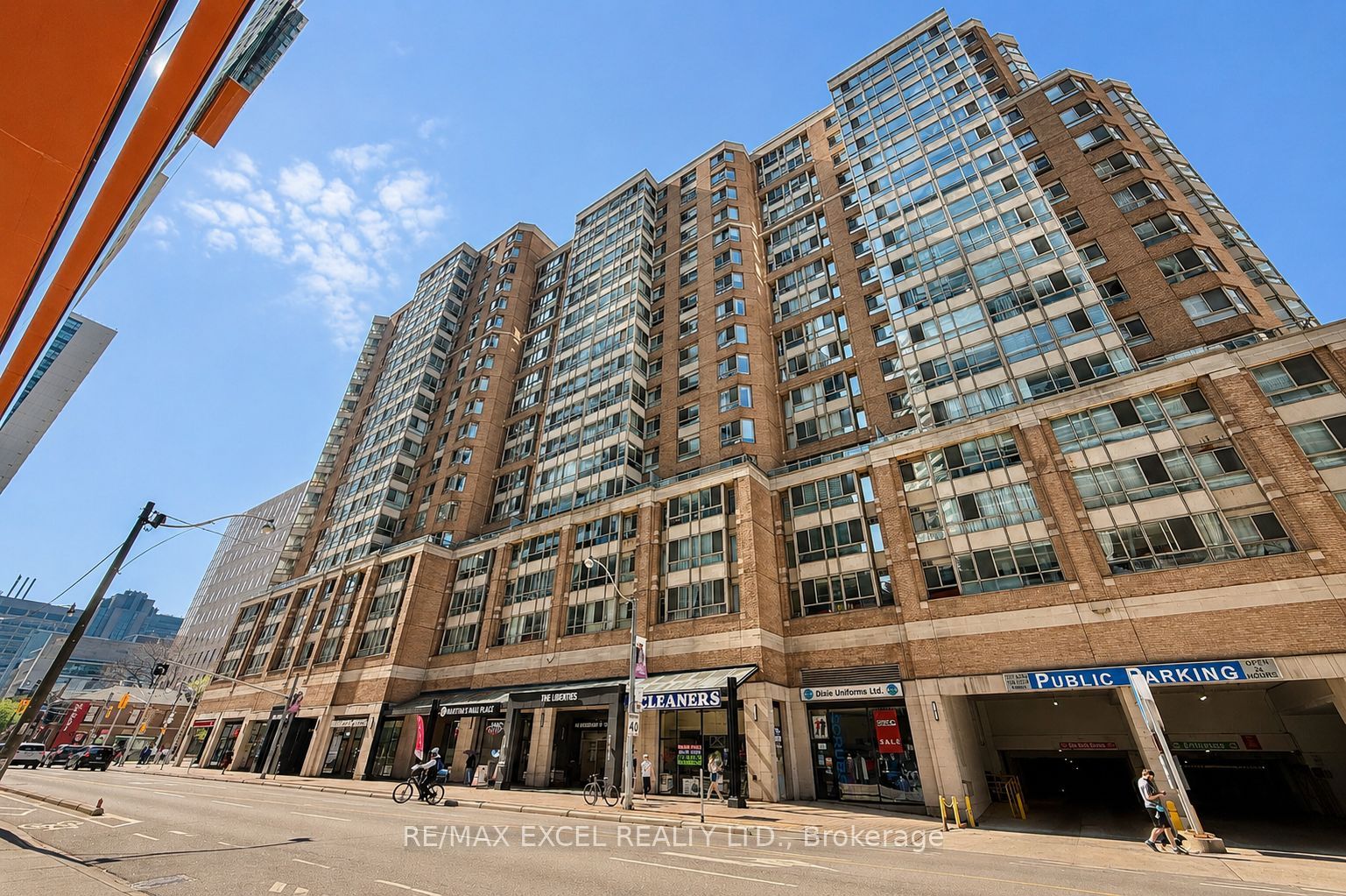1208-44 Gerrard Street W, Toronto, ON, M5G 2K2