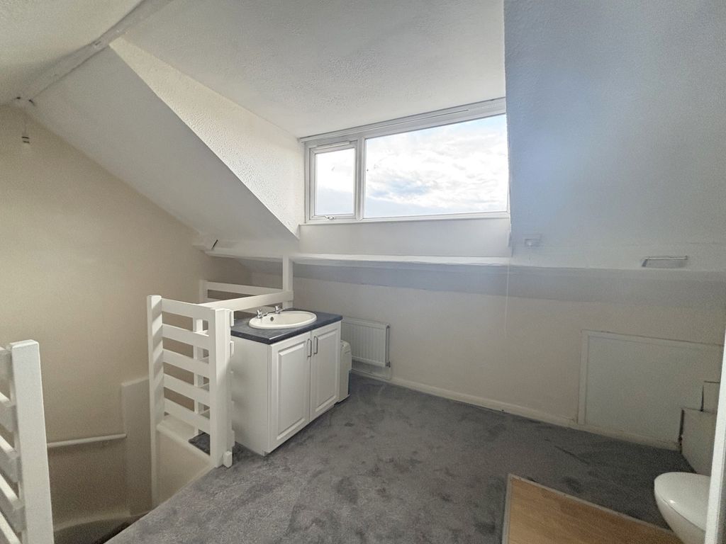 Additional image 8 of 1 bed flat to rent44 Vale Road, Rhyl, Denbighshire LL18