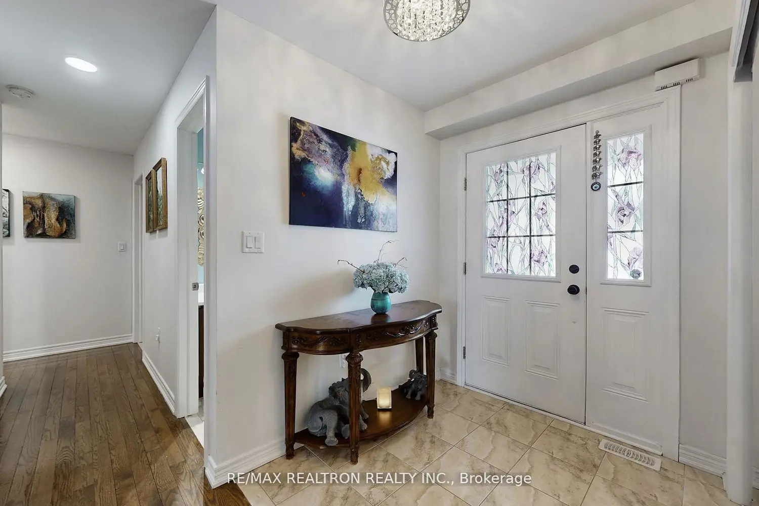 396 Curley Street photo 4