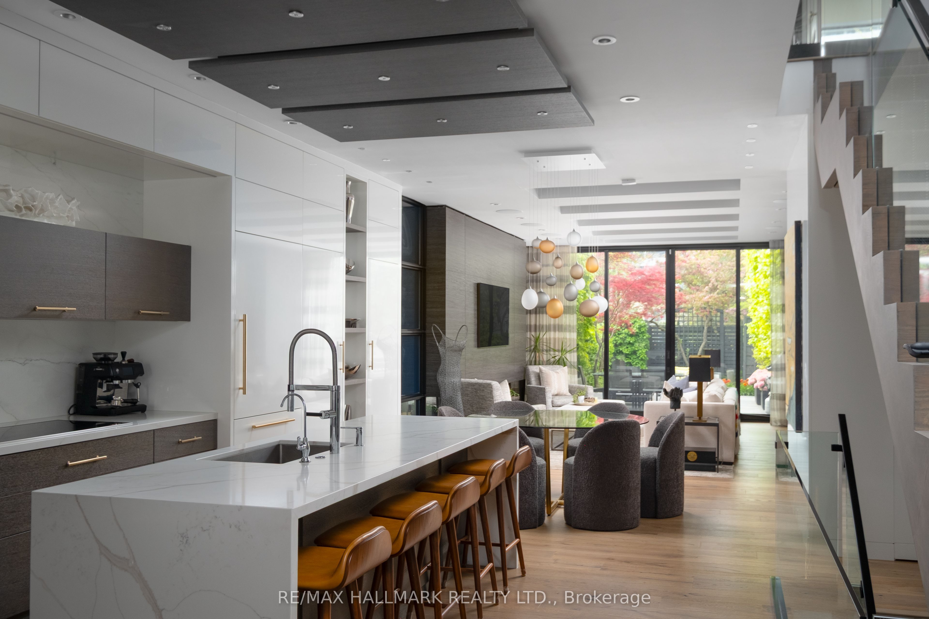 Additional image 3 of 23 Lowther Avenue, Toronto, ON, M5R 1C5